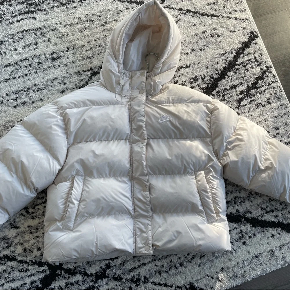 Nike Metro Puffer Jacket - Picture 1 of 6